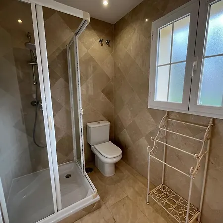 6 Bedroom Near Calahonda