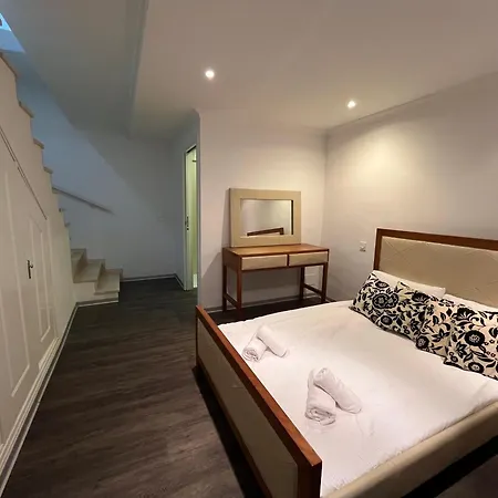 6 Bedroom Near Calahonda * Sitio de Calahonda