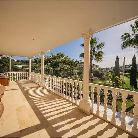 6 Bedroom Near Calahonda Villa Sitio de Calahonda